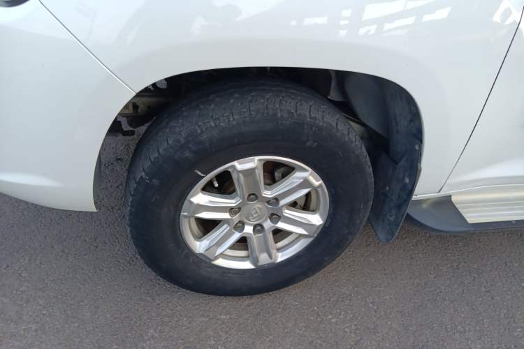 Used SAIC MAXUS T70 2020 2.0T Diesel Automatic 4x4 Commemorative Edition with Long Bed and High Ground Clearance
