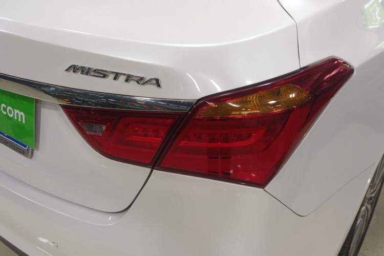 Used Hyundai Mistra 2014 1.8L Automatic Deluxe DLX Model
