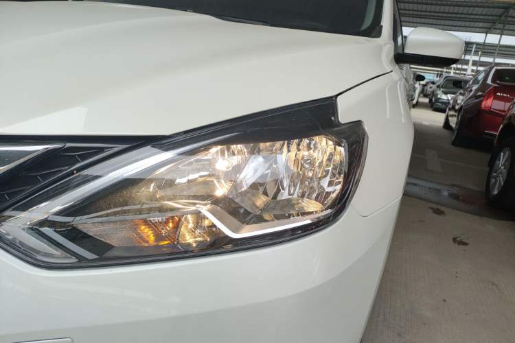 Used Nissan Sylphy 2024 Revised Version 2 Classic 1.6XL CVT Luxury Edition Left Front Headlight