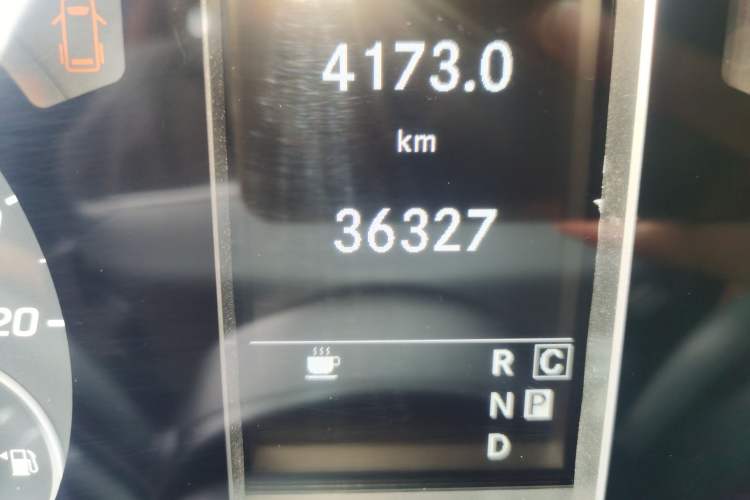 Used Mercedes-Benz Vito 2021 2.0T Business Version 7 Seats