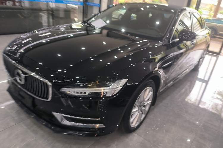 Used Volvo S90 2020 T5 Zhiyi Luxury Edition