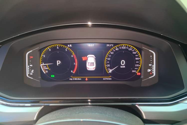 Used Volkswagen Lamando 2021 280TSI DSG Comfort Edition
