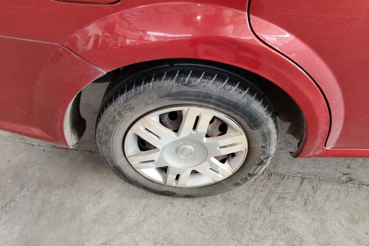 Used Buick Excelle 2013 1.5L Automatic Classic Model
