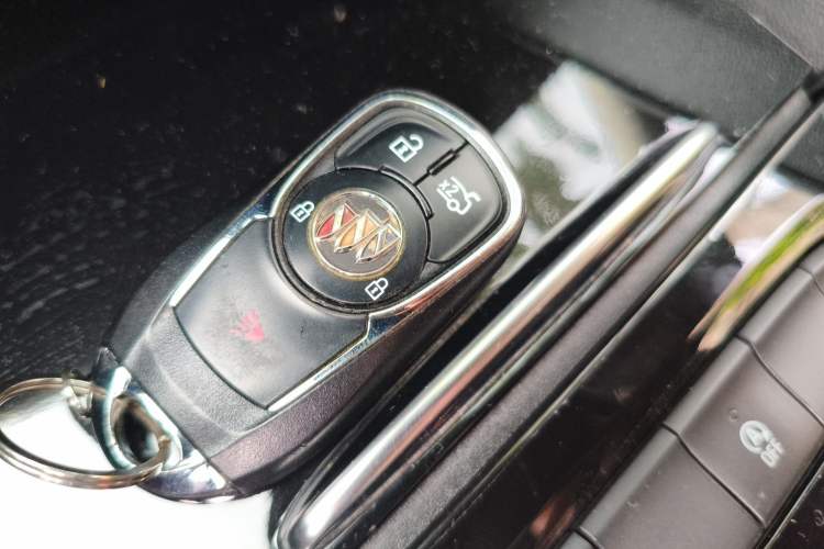 Used Buick Regal 2020 552T Luxury Version Vehicle Key