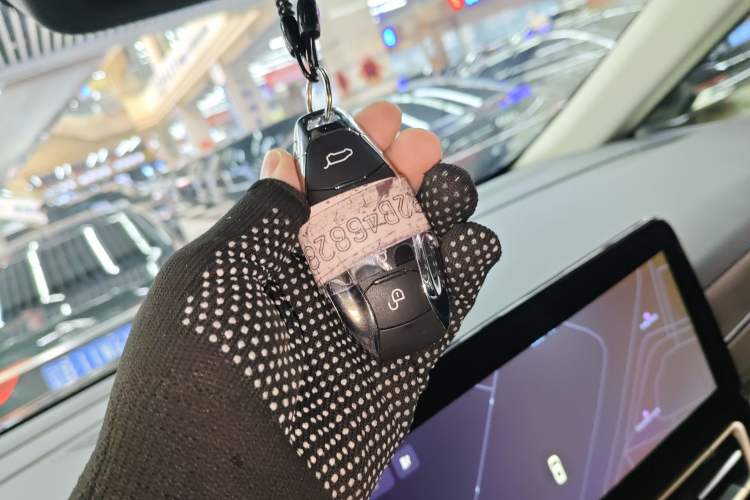 Used Hongqi HQ9 PHEV 2024 2.0T Four-Wheel Drive Business Edition