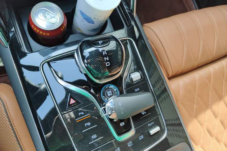 Used BYD Tang New Energy 2022 DM-p 215KM Four-Wheel Drive Flagship Model Gear Lever