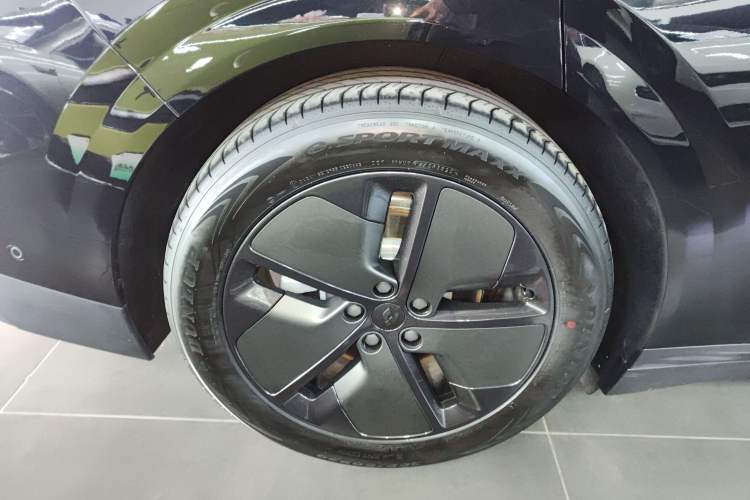 Used Li Auto i6 2025 Model Two-Wheel-Drive Standard Type