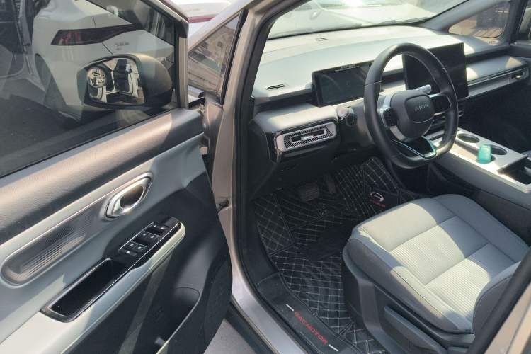 Used AION Y 2023 Plus 510 Enjoy Edition