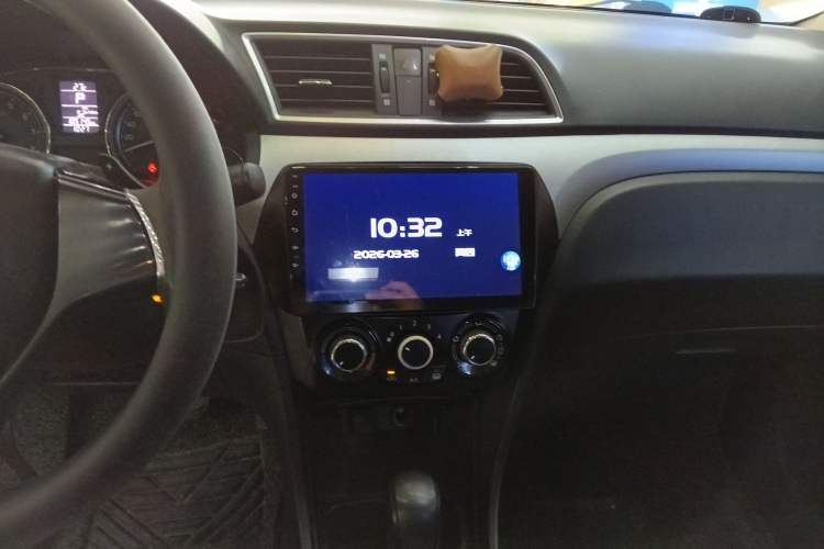 Used Suzuki Alivio 2015 1.6L Automatic Comfort Model Audio And AC Panel