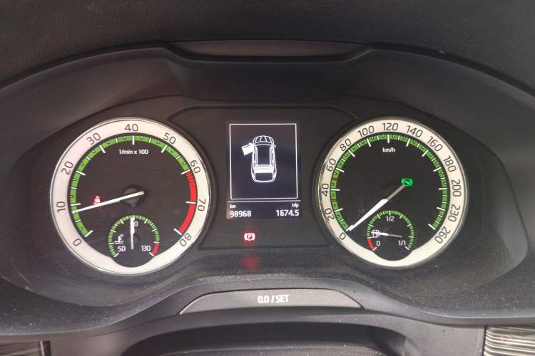 Used Skoda Kodiaq 2018 Facelifted TSI330 5-Seater Two-Wheel-Drive Luxury Enjoyment Edition