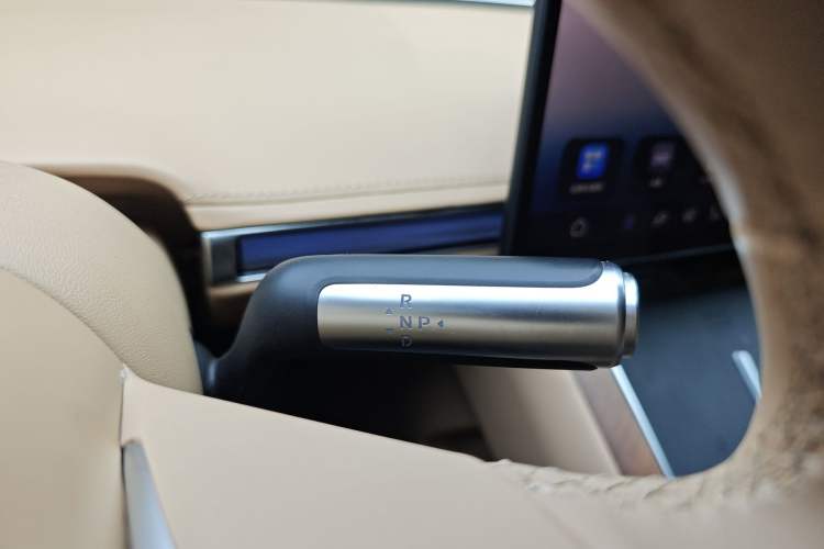 Used Hima Stelato S9 2024 All-Electric Max Rear-Drive Long-Range Version