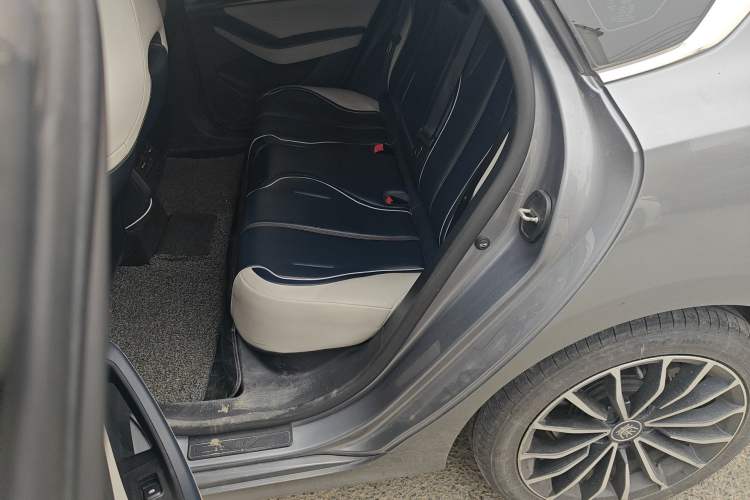 Used BYD Qin PLUS 2021 EV 600KM Flagship Model