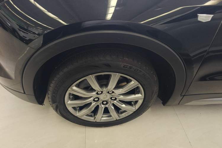 Used Cadillac XT4 2021 28T Two-Wheel Drive Leading Version
