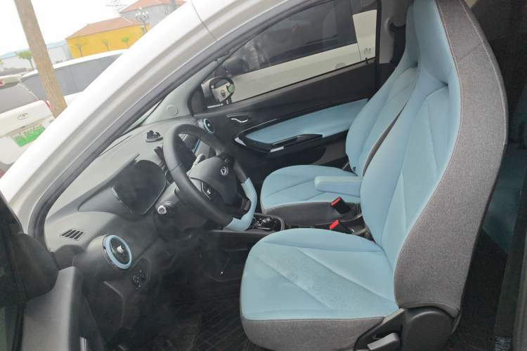 Used Chery QQ Little Ant 2023 251km True Love Edition Lithium Iron Phosphate Left Front Seat