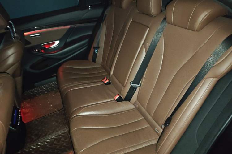 Used Mercedes-Benz S-Class 2016 S 320 L Business Model Left Rear Seat