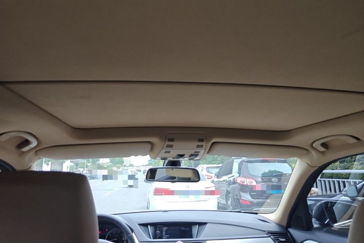 Used BMW X1 2013 sDrive18i Leading Model
