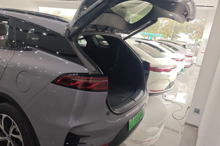 Used BYD Tang New Energy 2025 Intelligent Driving Version DM-i 115KM Flagship Edition Trunk