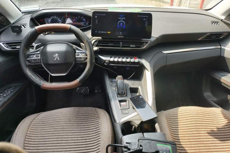 Used Peugeot 5008 2017 380THP 7-Seater Elite Edition