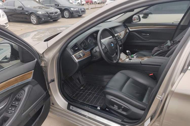 Used BMW 5 Series 2014 525Li Fashion Design Package