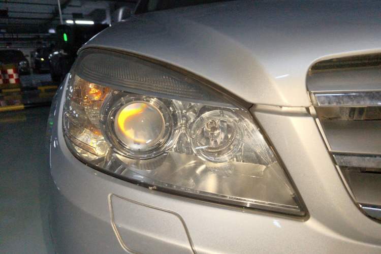 Used Mercedes-Benz C-Class 2010 C 200 CGI Fashion Model