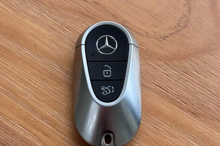 Used Mercedes-Benz GLC 2017 GLC 260 4MATIC Luxury Model
