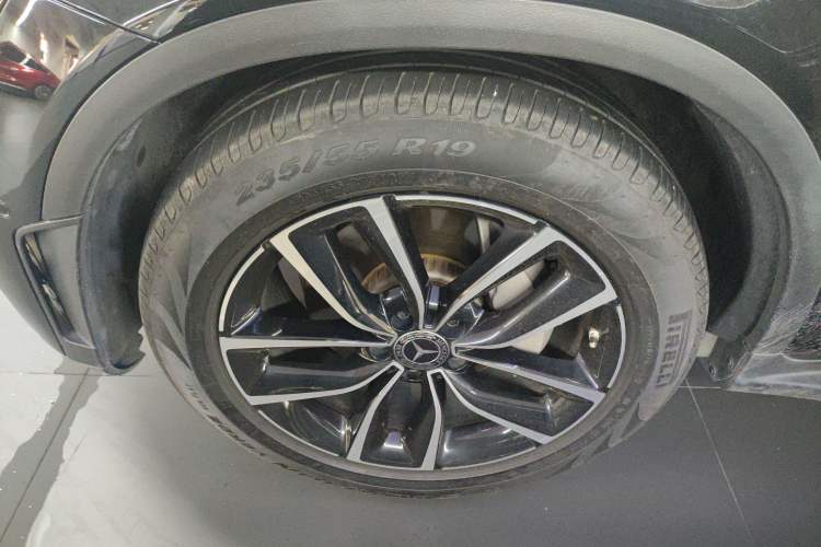 Used Mercedes-Benz GLC 2020 Facelift GLC 300 L 4MATIC Dynamic Edition