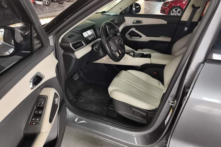 Used BYD Yuan UP 2024 401KM Leading Edition Driver Seat