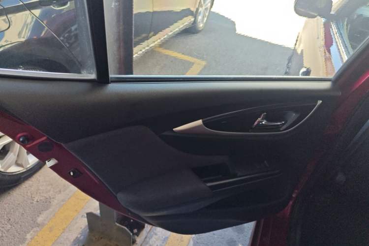 Used Honda Crider 2013 1.8L automatic luxury edition