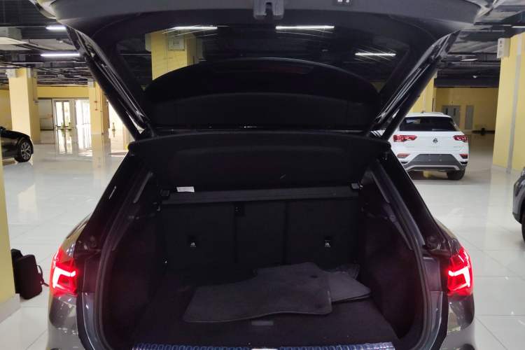 Used Audi Q3 2024 40 TFSI Fashion Dynamic Model Trunk