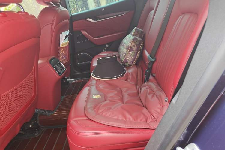 Used Maserati Levante 2020 3.0T Standard Edition Left Rear Seat