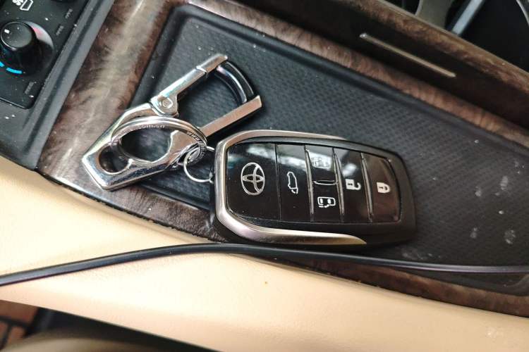 Used Toyota Alphard 2020 Dual-Engine 2.5L Prestige Edition
