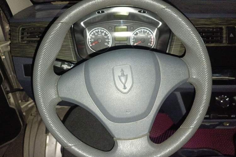 Used Jinbei Hiace X30 2021 1.5L Wealthy Single-Steaming Air-Conditioned Van China VI Standard SWC15M