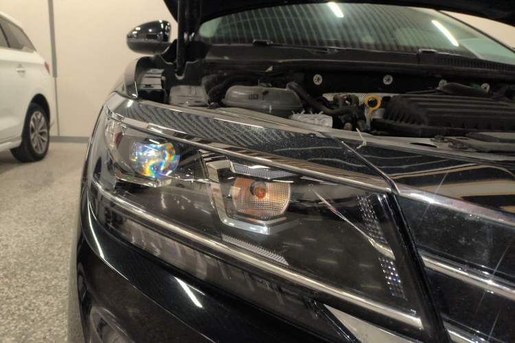 Used Volkswagen Passat New Energy  Right Front Headlight