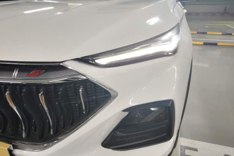 Used CHANGAN OSHAN X5 2021 1.5T DCT Flagship Edition Left Front Headlight