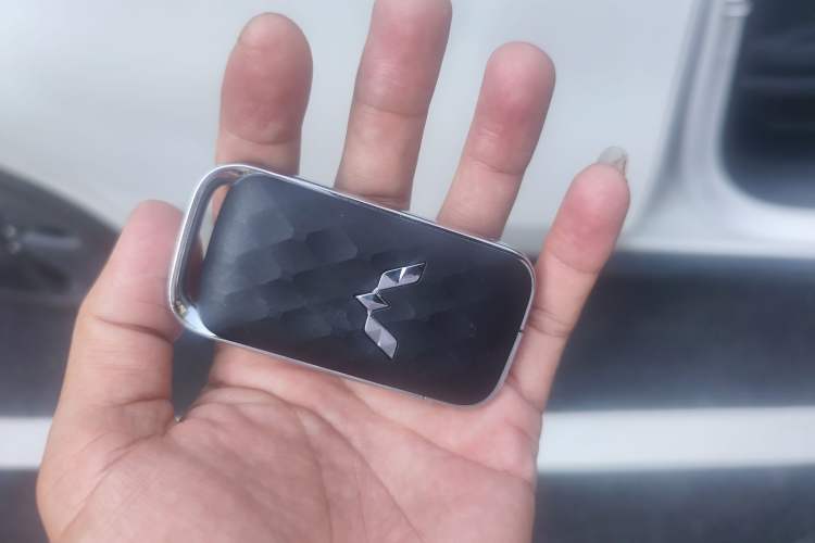 Used Wuling Xingguang 2024 Co-creation Edition 150 Standard Model
