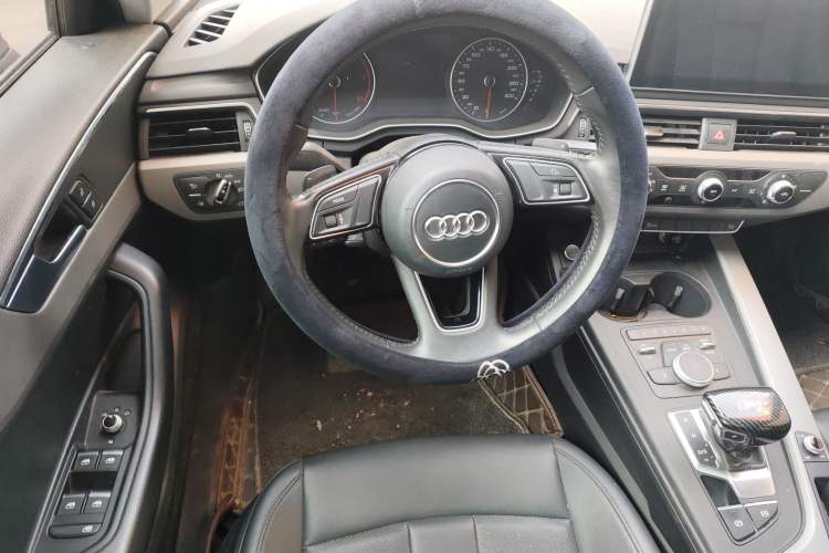 Used Audi A4L 2017 Plus 40 TFSI Ambition Model