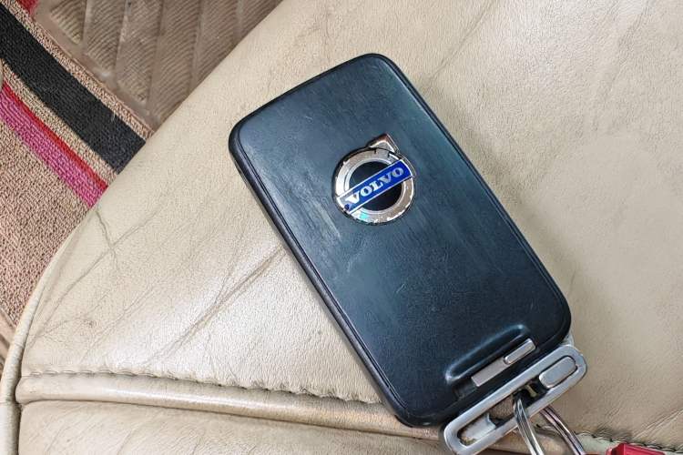 Used Volvo S80L 2011 2.0T ZhiShang Version
