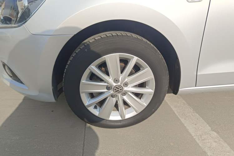 Used Volkswagen Jetta 2015 Value Edition 1.6L Automatic Comfort Version
