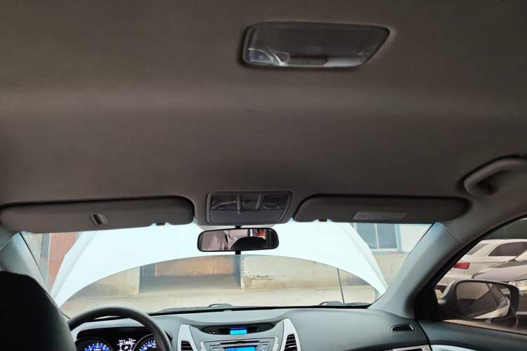 Used Hyundai Elantra (5th Generation / Langdong) 2015 1.6L Automatic Fashion Model Headliner