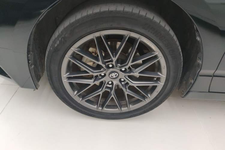 Used Toyota Avalon 2022 Dual-Engine 2.5L Luxury Edition
