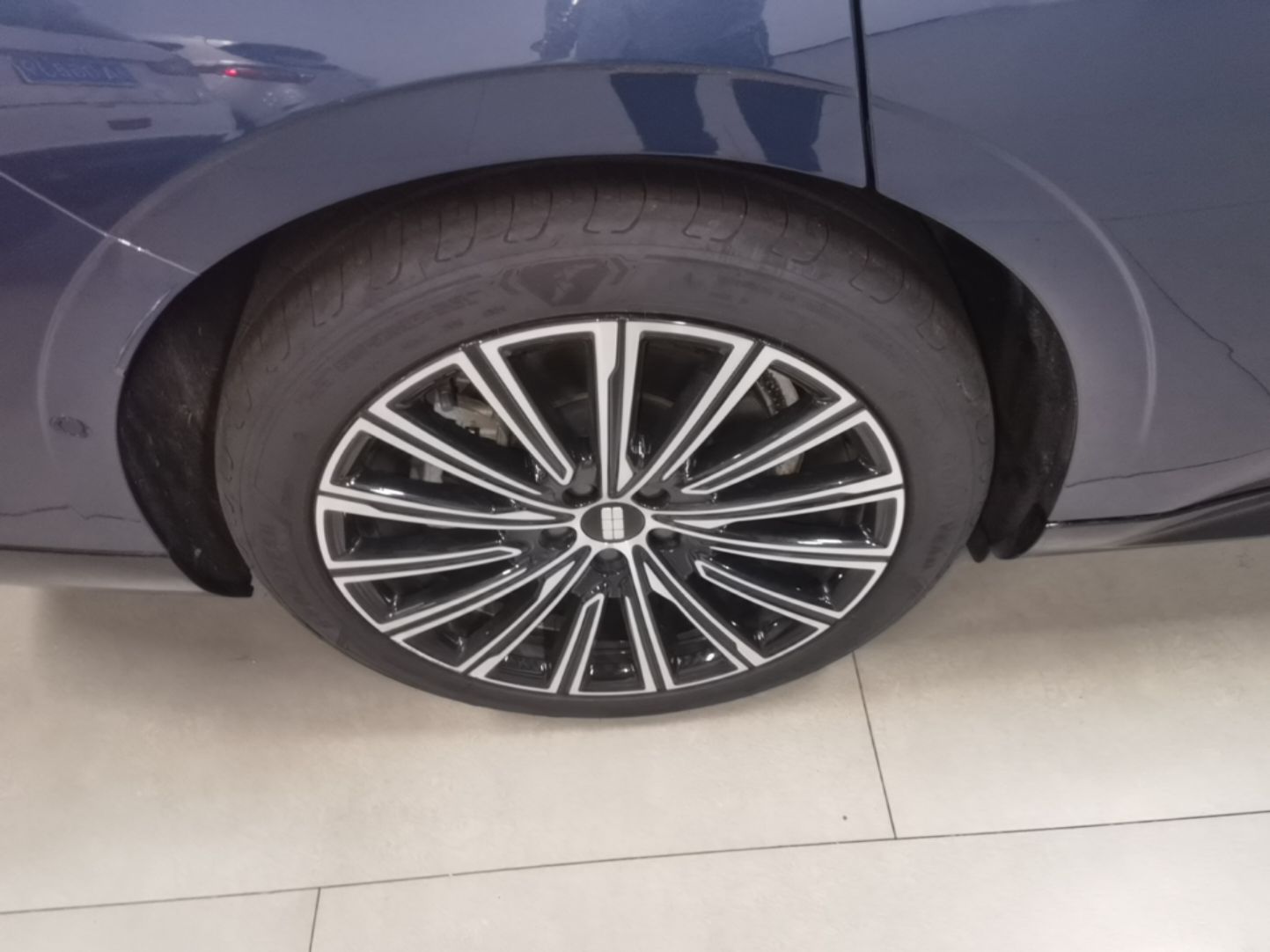 Geely Galaxy 8 2025 130km EM-P Starship Edition — снимка 11