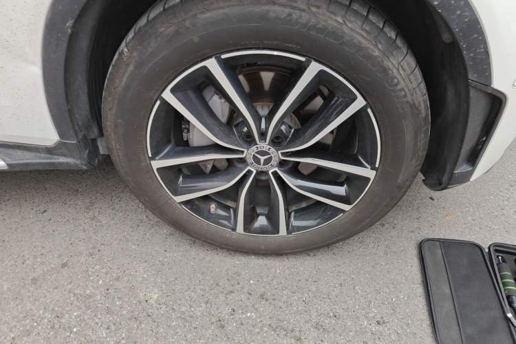 Used Mercedes-Benz GLC 2020 Facelift GLC 300 L 4MATIC Dynamic Edition
