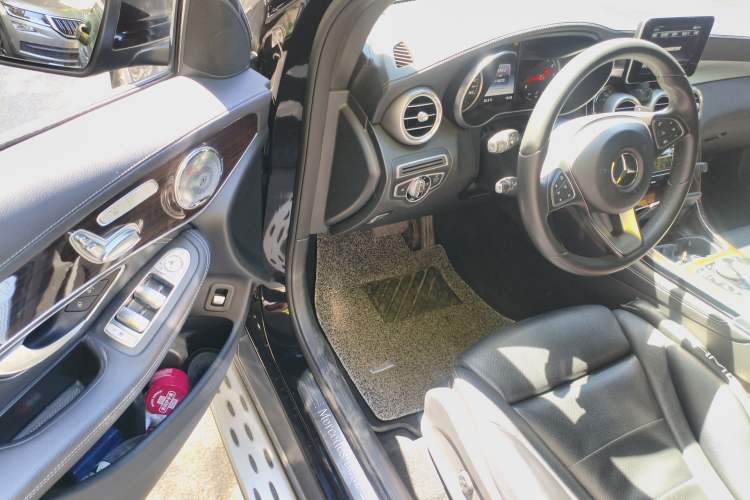 Used Mercedes-Benz GLC 2016 GLC 260 4MATIC Dynamic Edition
