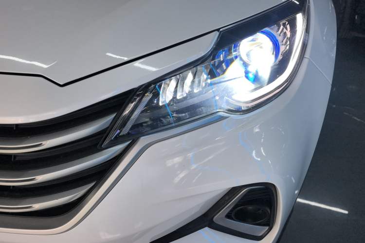 Used JETOUR X70M 2022 1.5T Manual Advanced Partner 7-Seater
