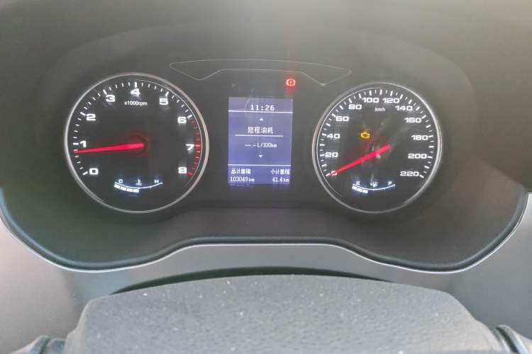 Used JAC Refine M4 2019 Business & Travel Series 2.0L Manual Comfort Model China VI