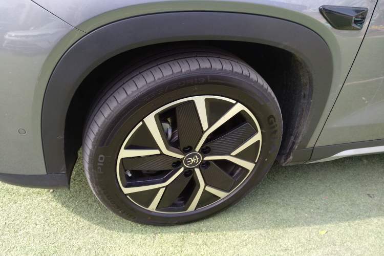 Used BYD Song L DM-i 2025 Intelligent Driving Version 160 km Beyond-Range Type