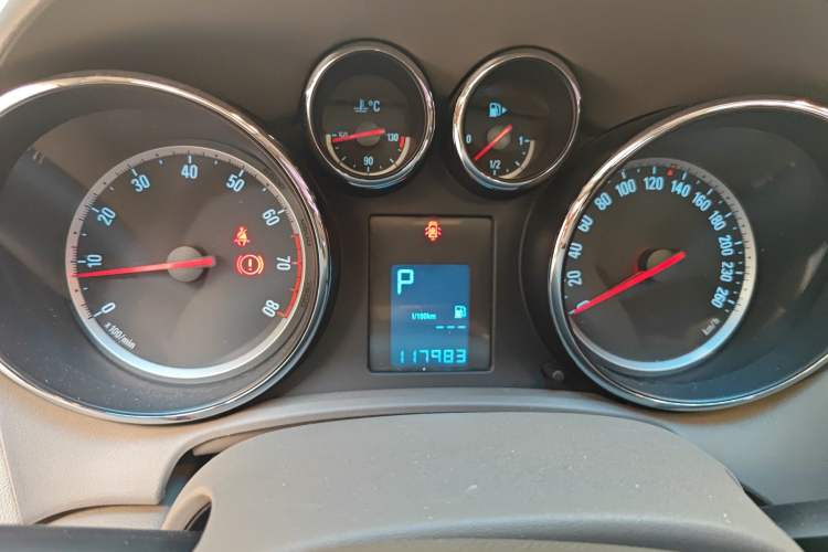 Used Buick GT 2012 GT 1.6L Automatic Comfort Edition Instrument Cluster