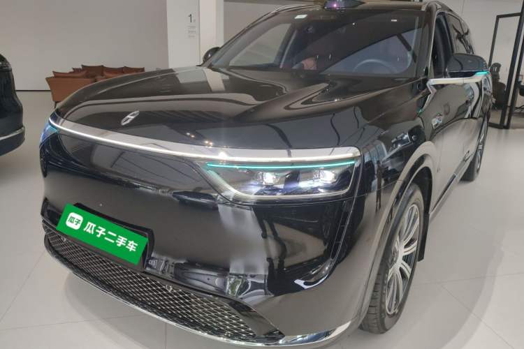 Used Hima AITO M8 2025 Model Pure Electric Max+ Six-Seat Four-Wheel-Drive Version