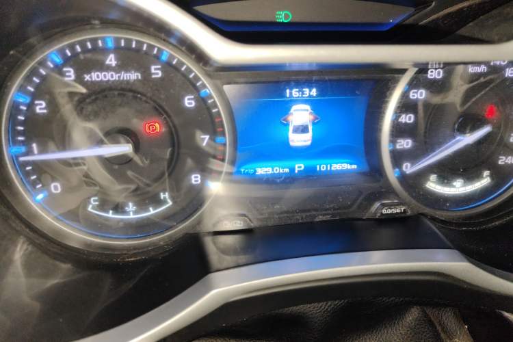 Used Geely Auto Emgrand 2017 Sedan Million Edition 1.5L CVT Upward Version