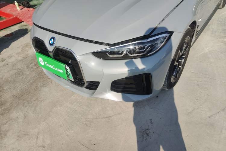 Used BMW i4 2023 eDrive35
